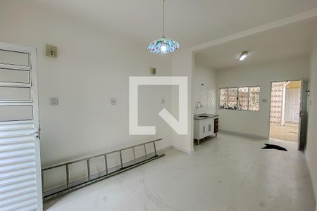 Casa para alugar com 300m², 3 quartos e 2 vagasCozinha