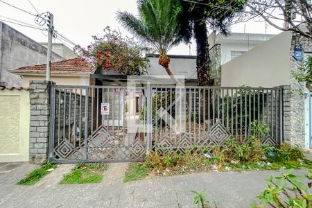 Casa para alugar com 300m², 3 quartos e 2 vagasFachada