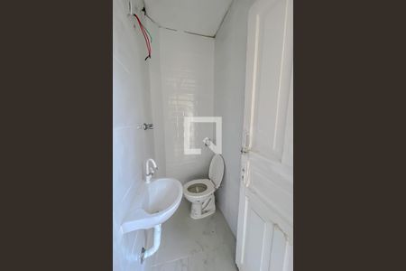 Casa para alugar com 300m², 3 quartos e 2 vagasBanheiro de Serviço