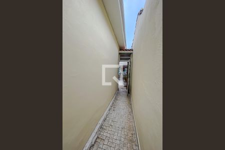 Casa para alugar com 300m², 3 quartos e 2 vagasCorredor