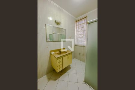 Casa para alugar com 300m², 3 quartos e 2 vagasBanheiro