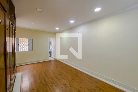 Casa para alugar com 300m², 3 quartos e 2 vagasSuite