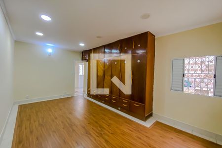 Casa para alugar com 300m², 3 quartos e 2 vagasSuite