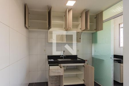 Apartamento à venda com 48m², 2 quartos e 1 vagaCozinha - Armários