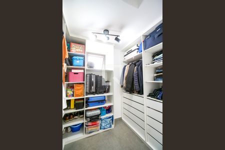 Apartamento à venda com 103m², 3 quartos e 2 vagas Apartamento à venda com 103m², 3 quartos e 2 vagasCloset da suíte