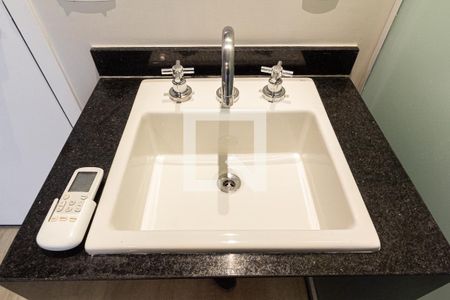 Studio para alugar com 30m², 1 quarto e 1 vaga Studio para alugar com 30m², 1 quarto e 1 vagaBanheiro