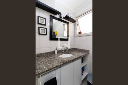 Apartamento à venda com 66m², 2 quartos e 1 vagaBanheiro 