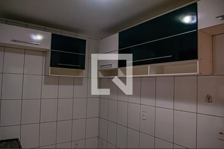 Casa à venda com 120m², 2 quartos e 2 vagas Casa à venda com 120m², 2 quartos e 2 vagascozinha