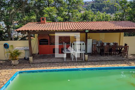 Casa à venda com 120m², 2 quartos e 2 vagas Casa à venda com 120m², 2 quartos e 2 vagasarea comum