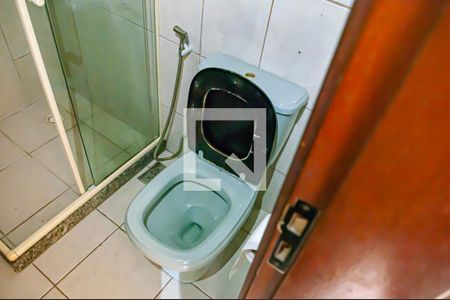 Casa à venda com 120m², 2 quartos e 2 vagas Casa à venda com 120m², 2 quartos e 2 vagasbanheiro