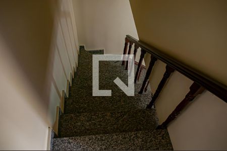 Casa à venda com 120m², 2 quartos e 2 vagas Casa à venda com 120m², 2 quartos e 2 vagasescada