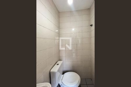 Apartamento para alugar com 77m², 2 quartos e 1 vagaBanheiro de Serviço