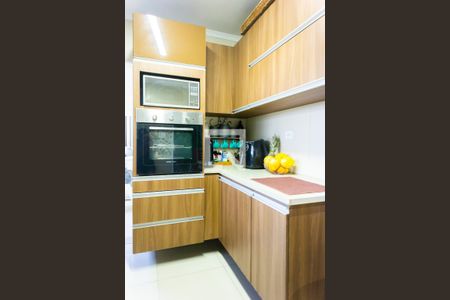 Apartamento para alugar com 76m², 2 quartos e sem vagaCozinha