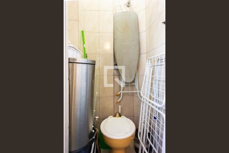 Apartamento para alugar com 76m², 2 quartos e sem vagaBanheiro de Serviço