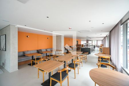 Studio para alugar com 37m², 1 quarto e 1 vaga Studio para alugar com 37m², 1 quarto e 1 vagaSalão de festas