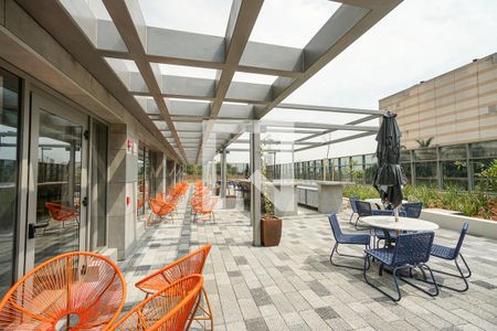 Studio para alugar com 37m², 1 quarto e 1 vaga Studio para alugar com 37m², 1 quarto e 1 vagaÁrea externa do salão de festas