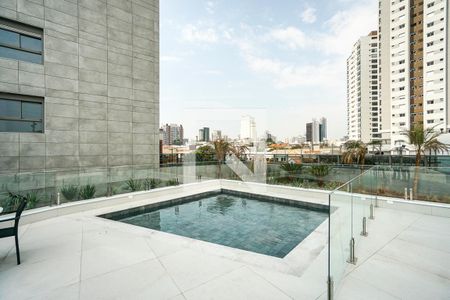 Studio para alugar com 37m², 1 quarto e 1 vaga Studio para alugar com 37m², 1 quarto e 1 vagaPiscina