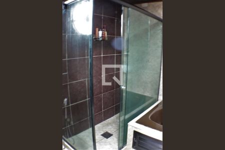 Casa de condomínio à venda com 490m², 5 quartos e 3 vagasBanheiro do Quarto 3