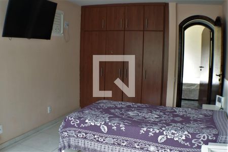 Quarto 1 de casa de condomínio à venda com 5 quartos, 490m² em Taquara, Rio de Janeiro