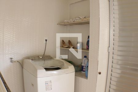 Casa de condomínio à venda com 490m², 5 quartos e 3 vagasÁrea de Serviço