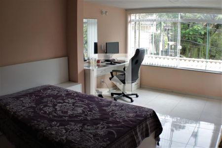 Quarto 1 de casa de condomínio à venda com 5 quartos, 490m² em Taquara, Rio de Janeiro