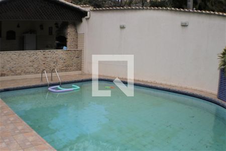 Casa de condomínio à venda com 490m², 5 quartos e 3 vagasPiscina