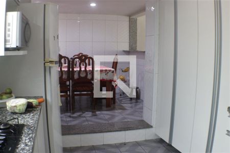 Casa de condomínio à venda com 490m², 5 quartos e 3 vagasCozinha