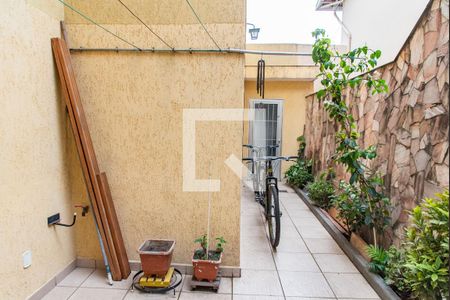 Casa à venda com 260m², 5 quartos e 3 vagasQuintal