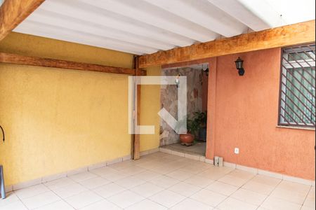 Casa à venda com 260m², 5 quartos e 3 vagasGaragem