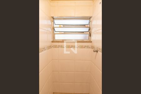 Casa à venda com 260m², 5 quartos e 3 vagasBanheiro de serviço