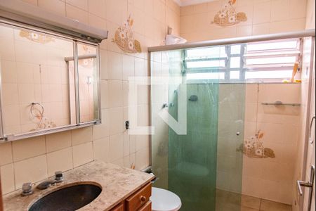 Casa à venda com 260m², 5 quartos e 3 vagasBanheiro 2