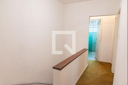 Casa à venda com 260m², 5 quartos e 3 vagasCorredor