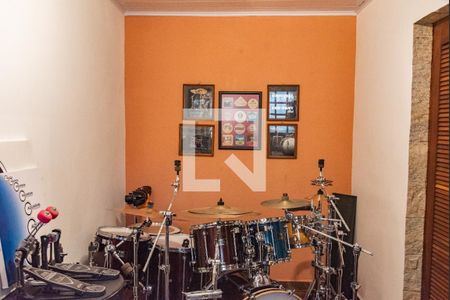 Quarto 2 de casa à venda com 5 quartos, 260m² em Vila Monumento, São Paulo