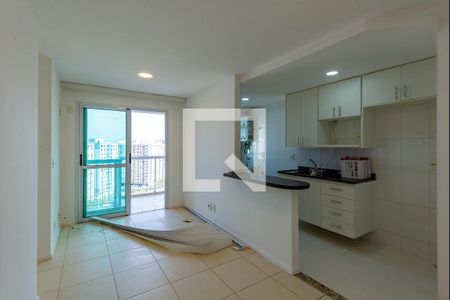 Sala de apartamento para alugar com 3 quartos, 65m² em Recreio dos Bandeirantes, Rio de Janeiro