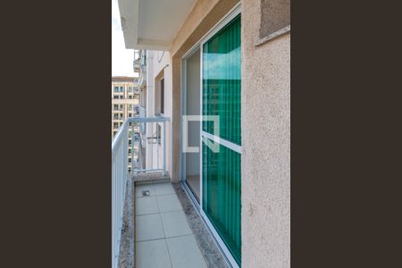 Apartamento para alugar com 65m², 3 quartos e 1 vagaSacada