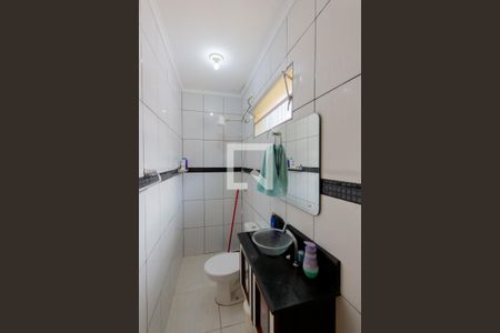 Casa à venda com 200m², 2 quartos e 3 vagas Casa à venda com 200m², 2 quartos e 3 vagasBanheiro da Suíte