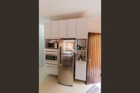 Casa à venda com 200m², 2 quartos e 3 vagas Casa à venda com 200m², 2 quartos e 3 vagasArmário