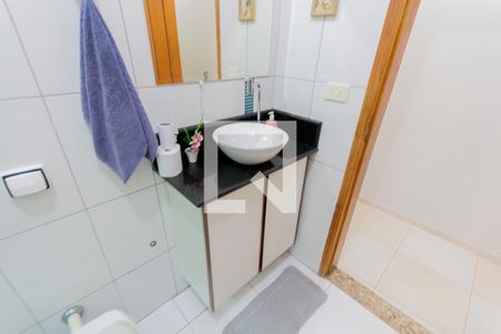 Casa à venda com 200m², 2 quartos e 3 vagas Casa à venda com 200m², 2 quartos e 3 vagasPia