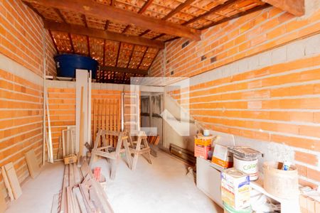 Casa à venda com 200m², 2 quartos e 3 vagas Casa à venda com 200m², 2 quartos e 3 vagasEdícula