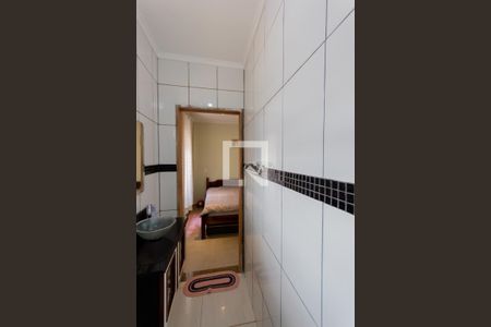 Casa à venda com 200m², 2 quartos e 3 vagas Casa à venda com 200m², 2 quartos e 3 vagasBanheiro da Suíte