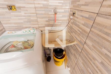 Casa à venda com 200m², 2 quartos e 3 vagas Casa à venda com 200m², 2 quartos e 3 vagasTanque