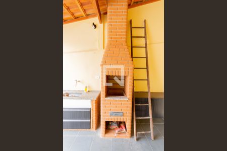 Casa à venda com 200m², 2 quartos e 3 vagas Casa à venda com 200m², 2 quartos e 3 vagasChurrasqueira