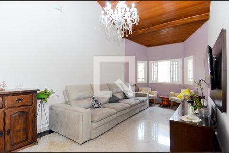Sala de casa à venda com 3 quartos, 300m² em Vila Rosália, Guarulhos