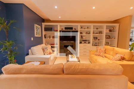 Sala de casa à venda com 4 quartos, 409m² em Campestre, São Leopoldo