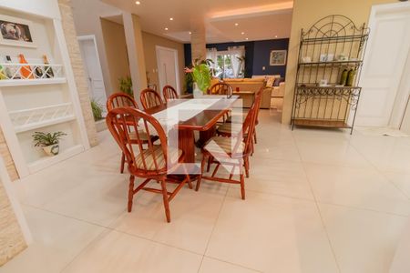 Sala de Jantar de casa à venda com 4 quartos, 409m² em Campestre, São Leopoldo