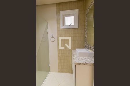 Casa à venda com 409m², 4 quartos e 2 vagasBanheiro 4