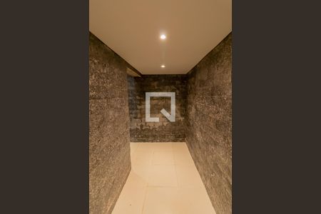 Casa à venda com 409m², 4 quartos e 2 vagasAdega