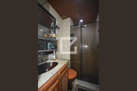 Apartamento à venda com 62m², 2 quartos e 1 vagaBanheiro Social