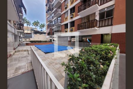 Apartamento à venda com 62m², 2 quartos e 1 vagaPiscina