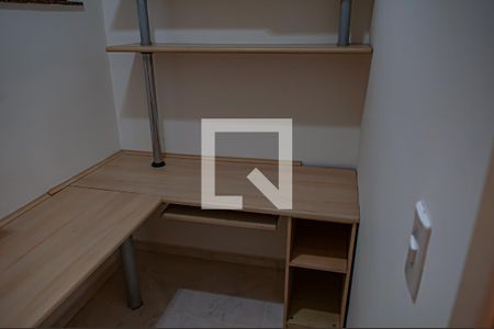 Apartamento para alugar com 79m², 2 quartos e 1 vaga Apartamento para alugar com 79m², 2 quartos e 1 vagaescritorio